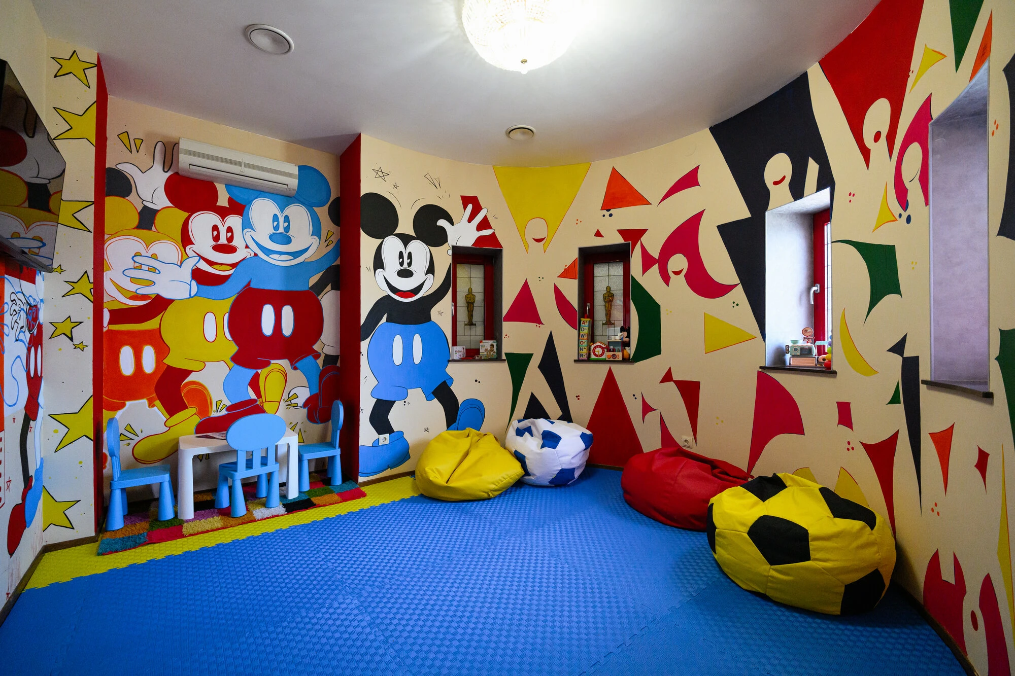 В Emigrand Art Hotel відкрилася дитяча кімната нового формату